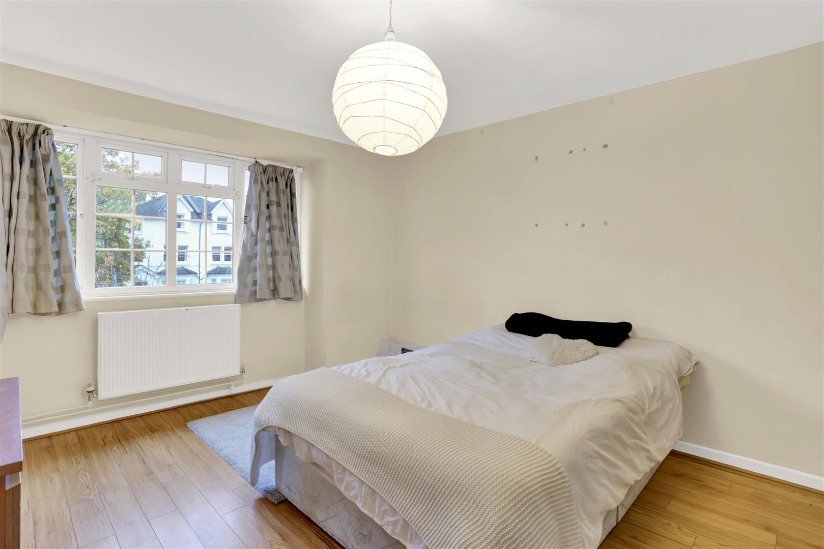 The Grove, Ealing Sargeants London